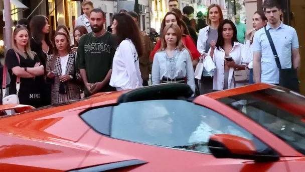 Россияне с высокими доходами оценили уровень своего благосостояния